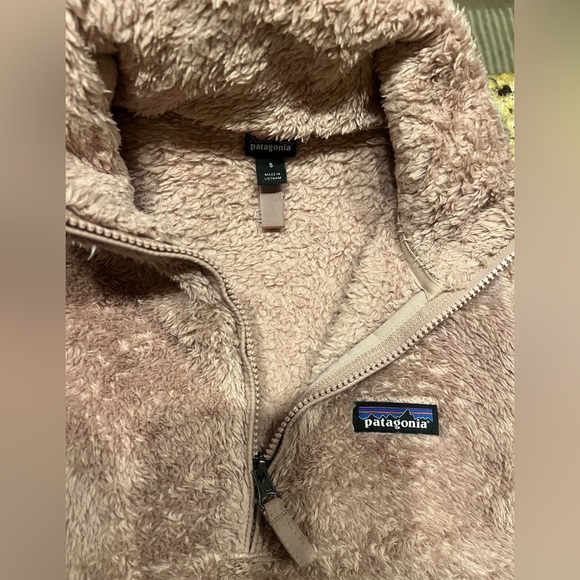 Patagonia pink women’s fleece - Picture 2 of 4